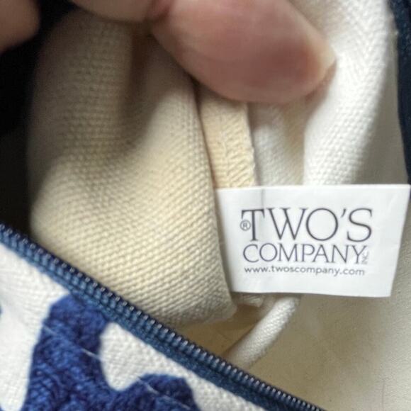 Two’s Company Blue White Cotton Tassel Pouch Bag Embroidered 11.5x8 - Picture 3 of 7